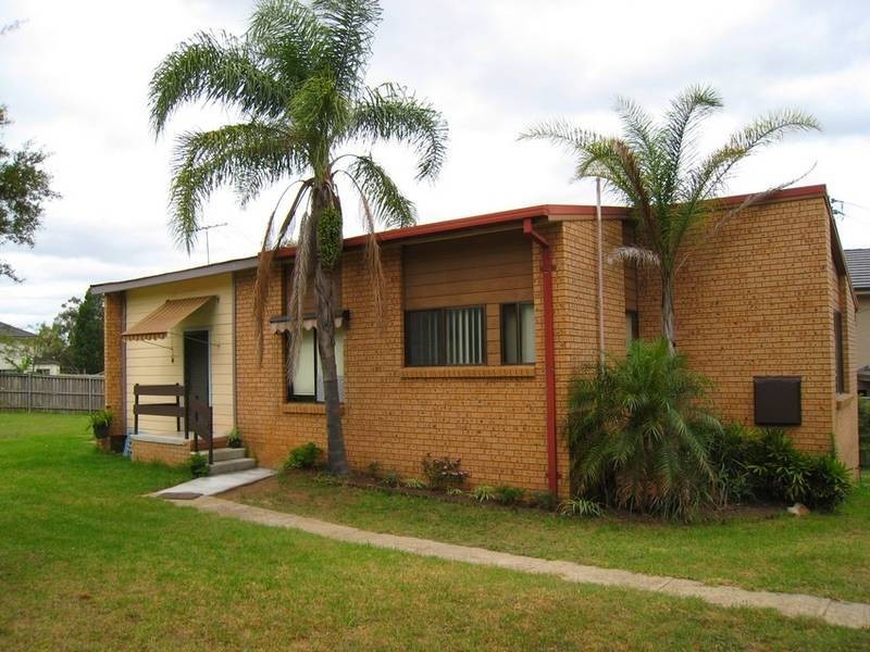 3 Sabre Crescent, Holsworthy NSW 2173