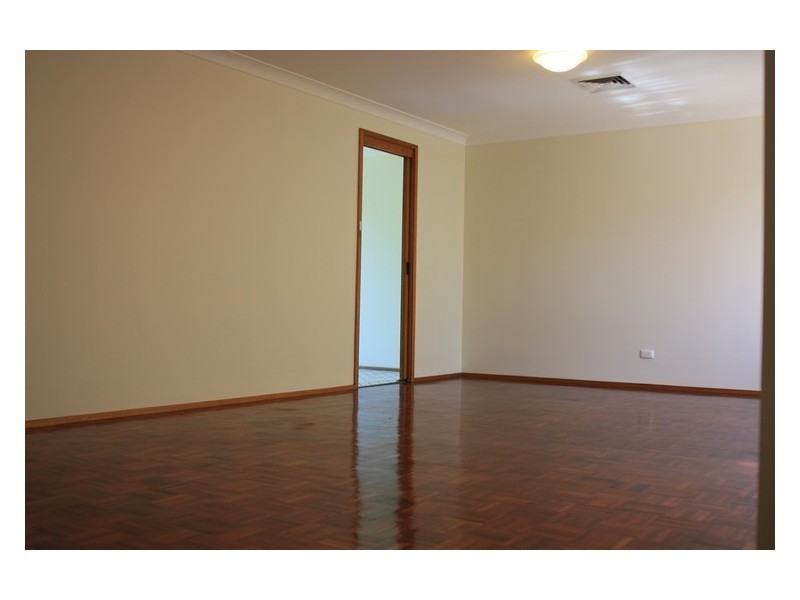 6 Rudham Place, Chipping Norton NSW 2170