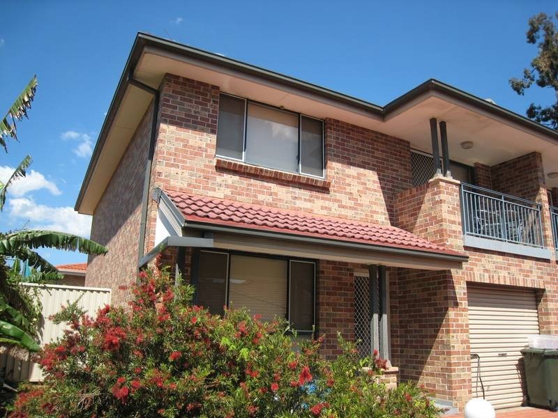 2/193a Epsom Road, Chipping Norton NSW 2170