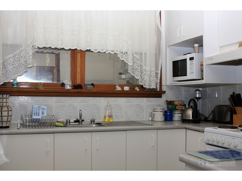 10 Macdonald Street, Lurnea NSW 2170