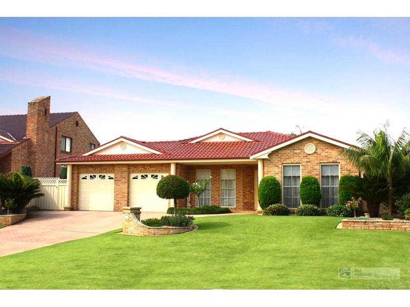 7 Brixham Place, Chipping Norton NSW 2170