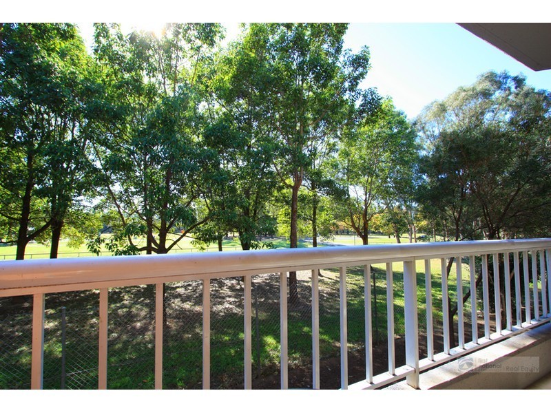 26/3 Mead Drive, Chipping Norton NSW 2170