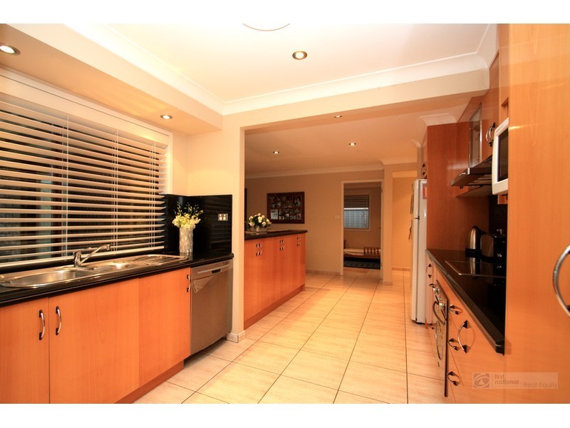 8 Charlbury Street, Chipping Norton NSW 2170