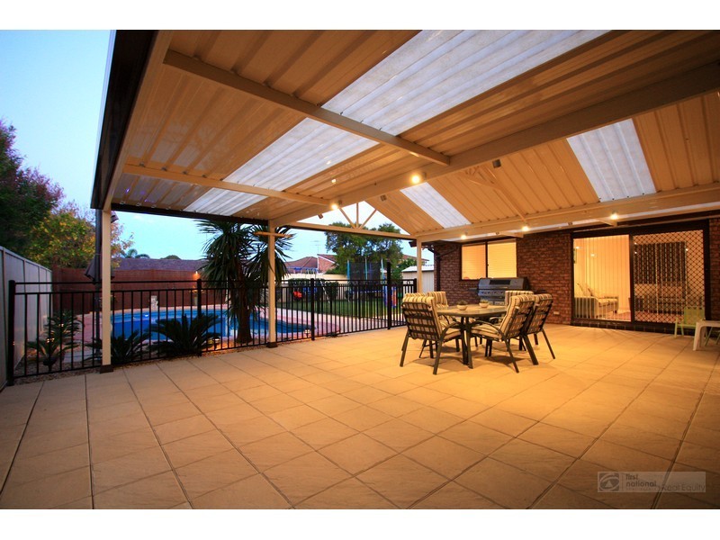 8 Charlbury Street, Chipping Norton NSW 2170