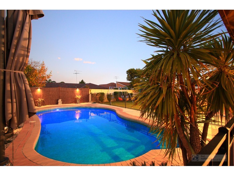 8 Charlbury Street, Chipping Norton NSW 2170