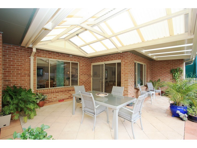 16 Sanctuary Place, Chipping Norton NSW 2170