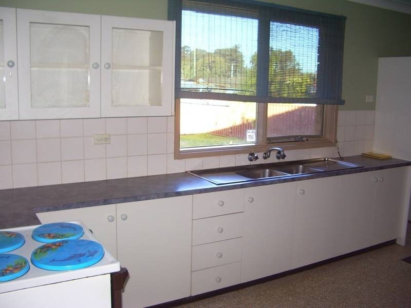 8 Burton Street, Moorebank NSW 2170