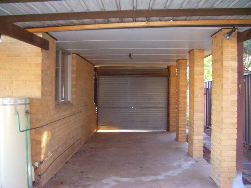 8 Burton Street, Moorebank NSW 2170