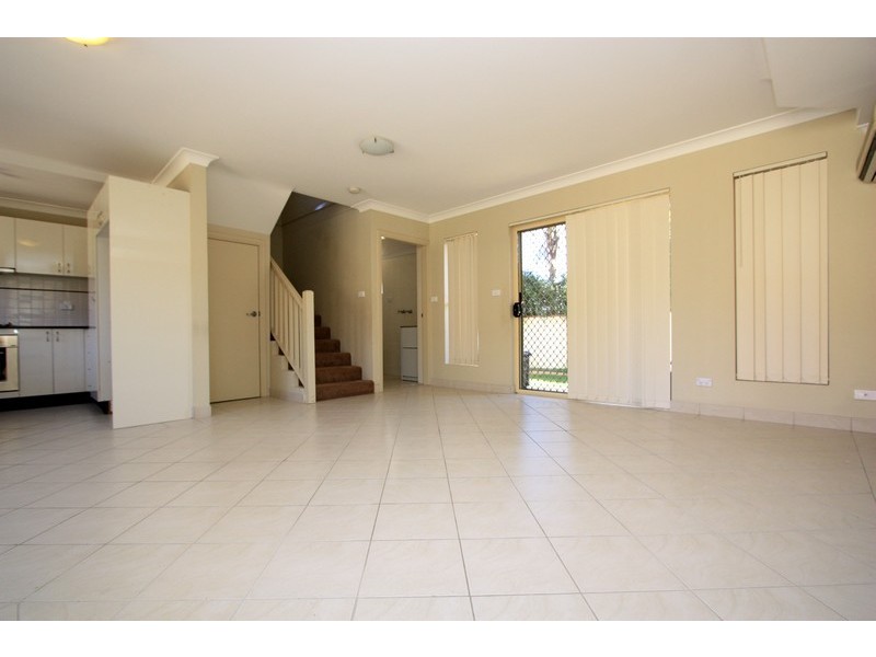 6/37-39 Swain Street, Moorebank NSW 2170