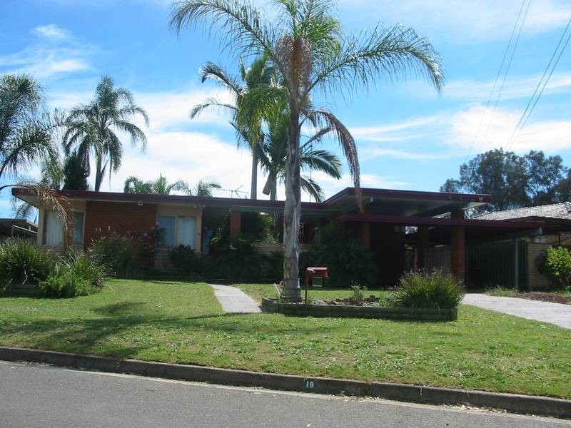 19 Whelan Avenue, Chipping Norton NSW 2170