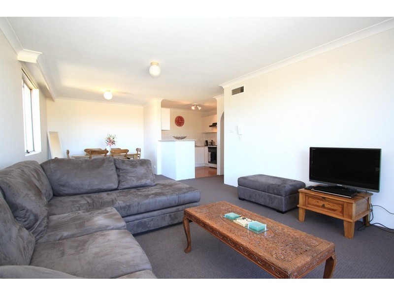 20/12 Frank Oliveri Drive, Chipping Norton NSW 2170