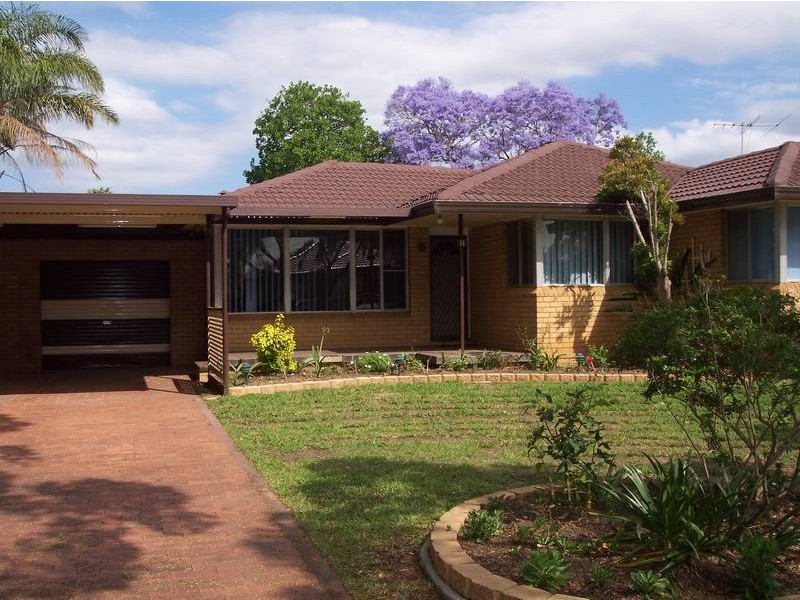 11 Longstaff Avenue, Chipping Norton NSW 2170