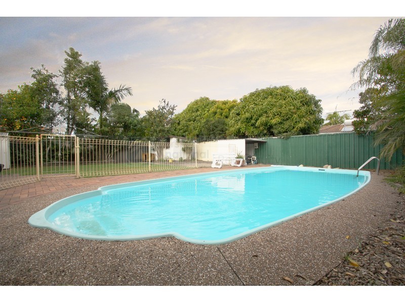 6 Haerse Avenue, Chipping Norton NSW 2170