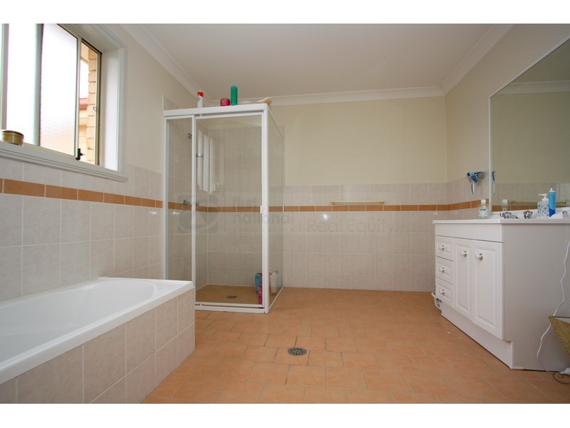 2/224 Epsom Road, Chipping Norton NSW 2170