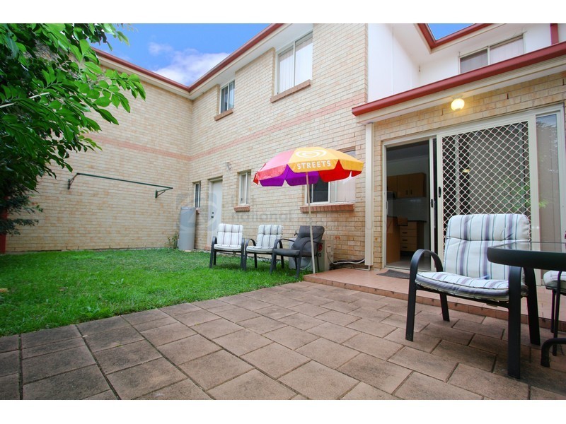 2/224 Epsom Road, Chipping Norton NSW 2170