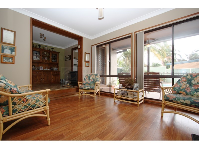 2 Derby Crescent, Chipping Norton NSW 2170