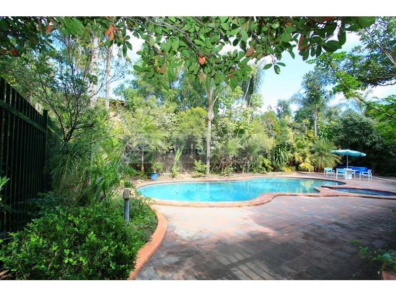 2/4 Ernest Avenue, Chipping Norton NSW 2170