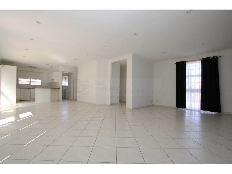 4 Marshall Avenue, Moorebank NSW 2170