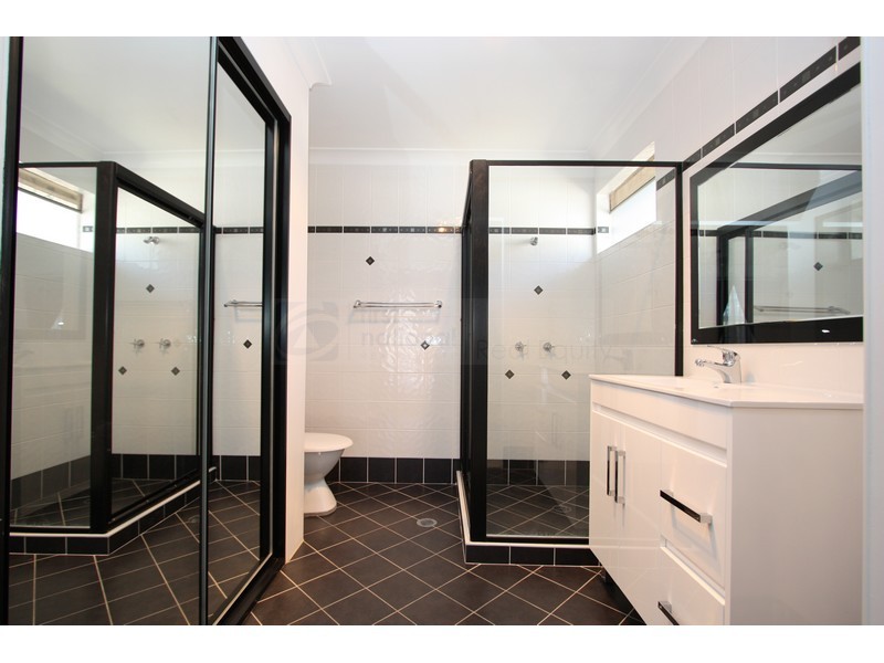 4 Marshall Avenue, Moorebank NSW 2170