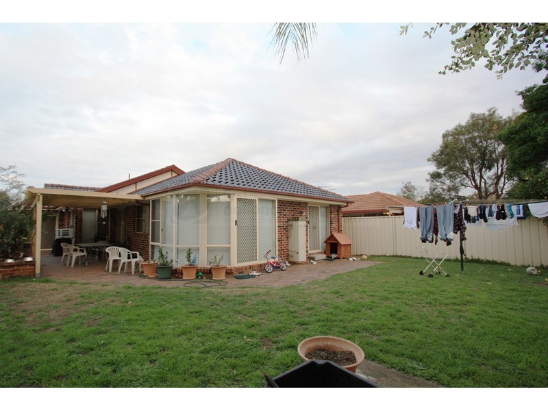 Wattle Grove NSW 2173
