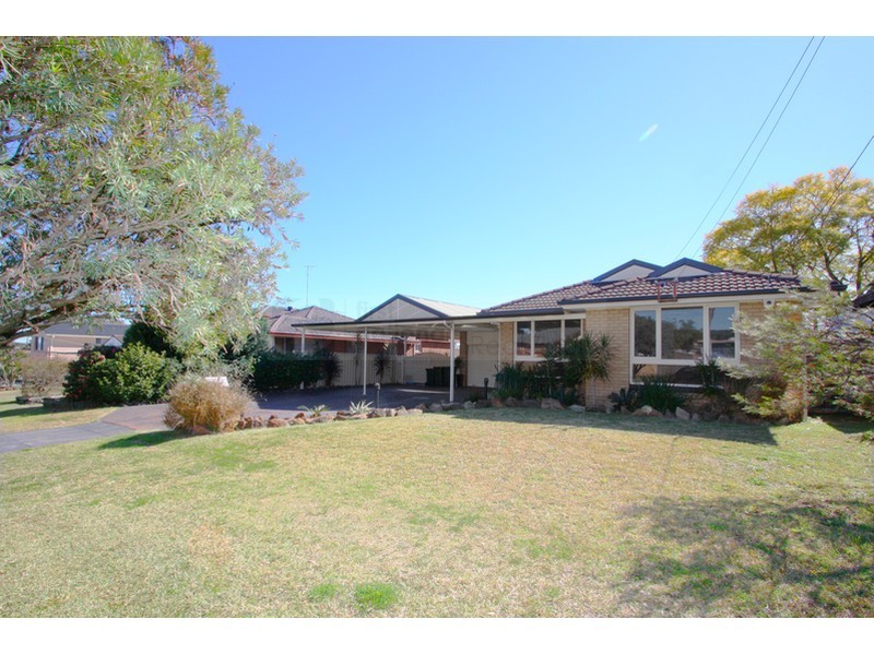 100 Longstaff Avenue, Chipping Norton NSW 2170