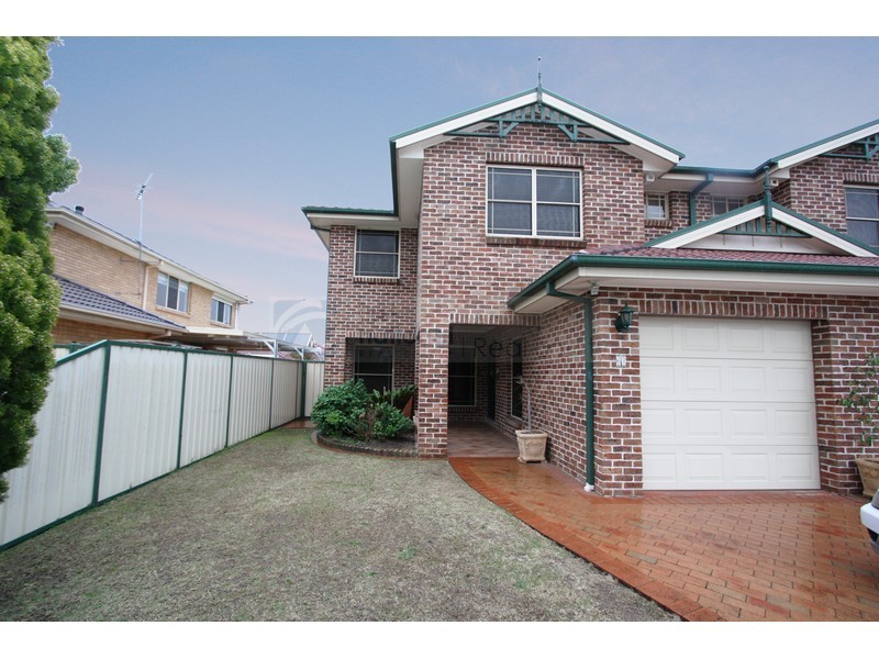 6a Brixham Place, Chipping Norton NSW 2170