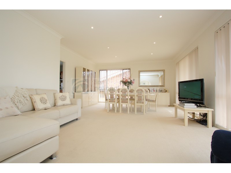 12 Padbury Street, Chipping Norton NSW 2170