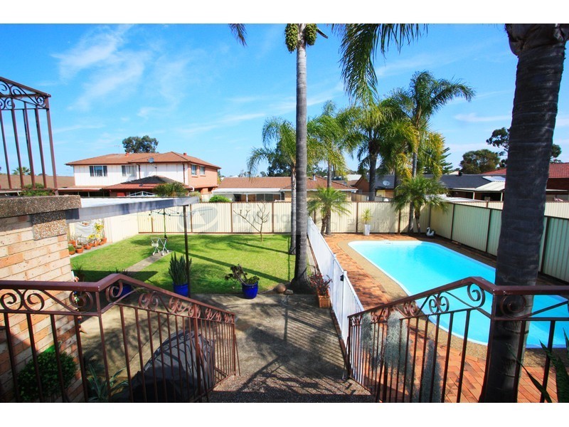 12 Padbury Street, Chipping Norton NSW 2170