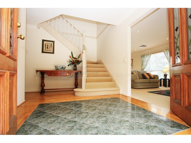 93 Ascot Drive, Chipping Norton NSW 2170