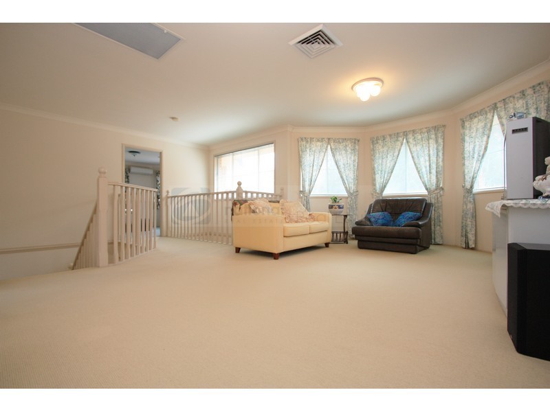 93 Ascot Drive, Chipping Norton NSW 2170