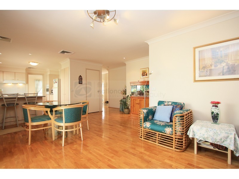 93 Ascot Drive, Chipping Norton NSW 2170
