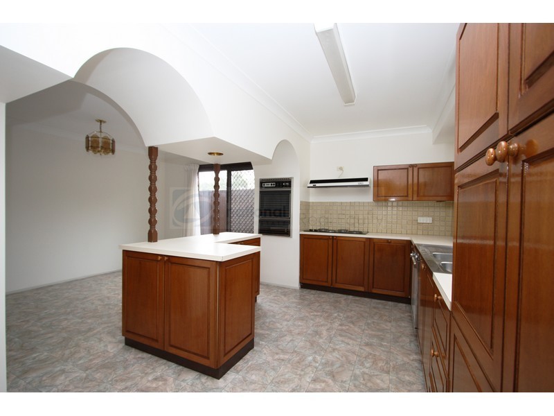 30 Epsom Road, Chipping Norton NSW 2170