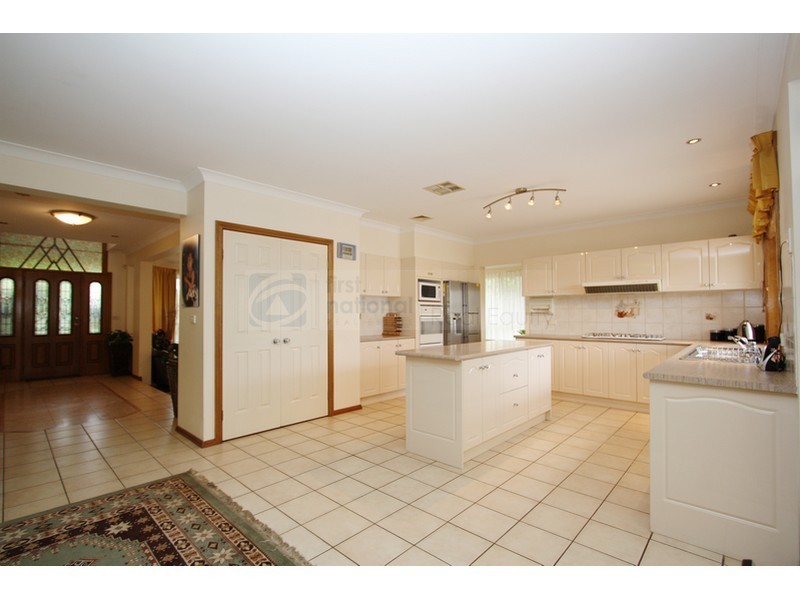 48 Yachtsman Drive, Chipping Norton NSW 2170