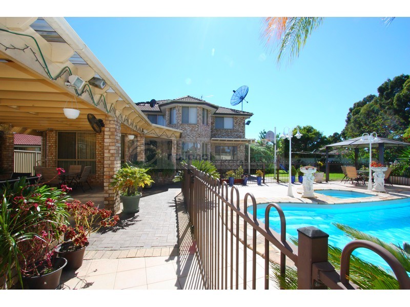 48 Yachtsman Drive, Chipping Norton NSW 2170