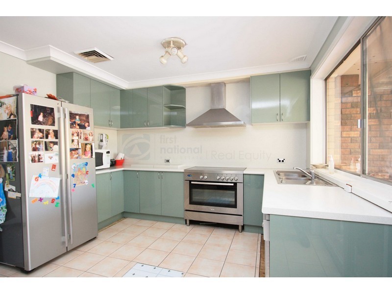 5 Holly Avenue, Chipping Norton NSW 2170