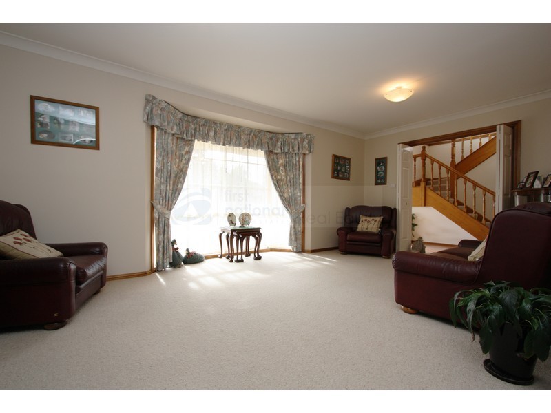 3 Evesham Place, Chipping Norton NSW 2170