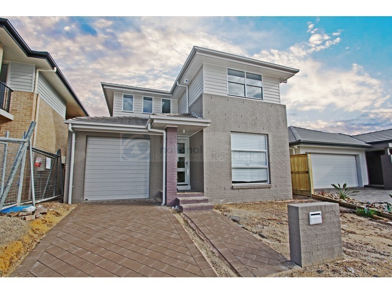 8 The Parkway, Moorebank NSW 2170