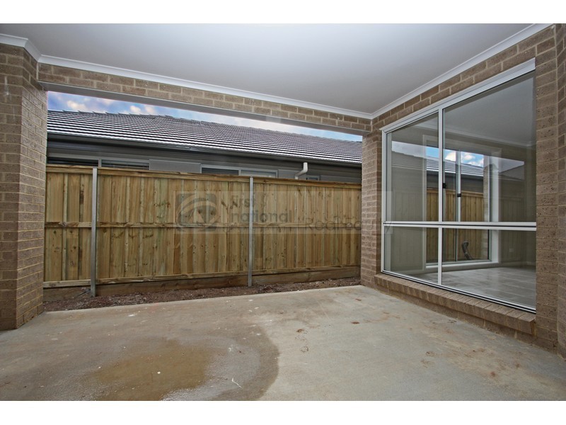 8 The Parkway, Moorebank NSW 2170