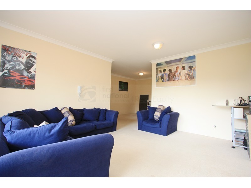 9/6 Mead Drive, Chipping Norton NSW 2170