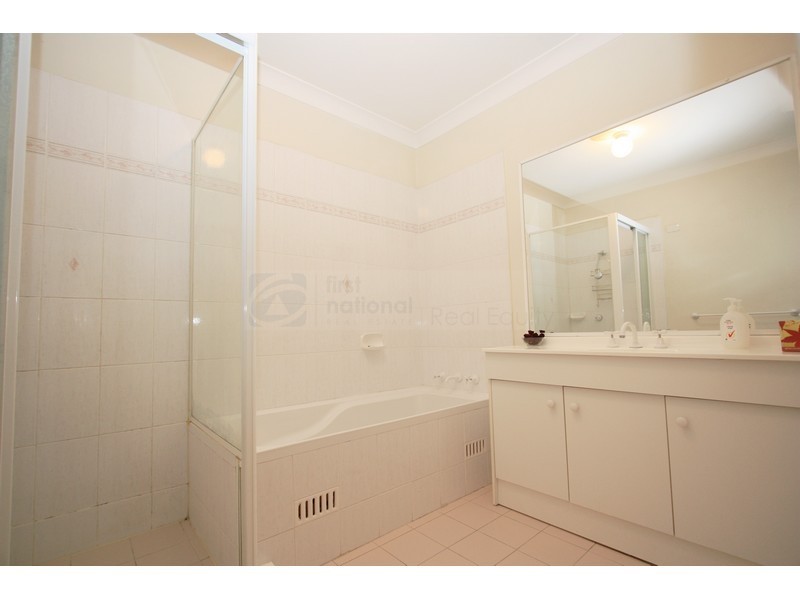 9/6 Mead Drive, Chipping Norton NSW 2170