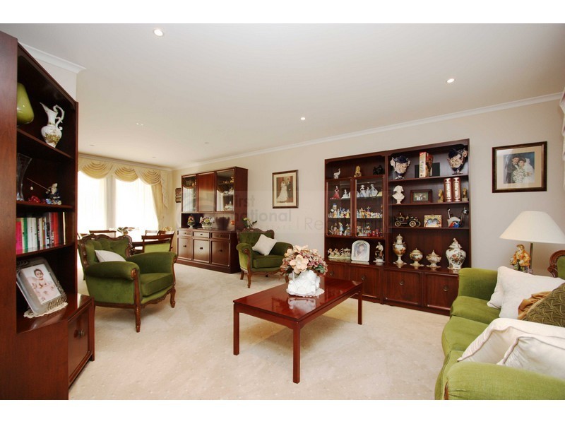 23 Sanctuary Place, Chipping Norton NSW 2170