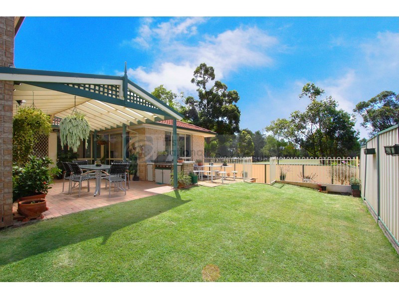 23 Sanctuary Place, Chipping Norton NSW 2170