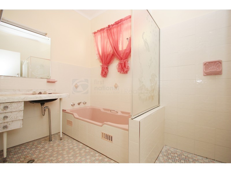 9 Franklin Road, Chipping Norton NSW 2170