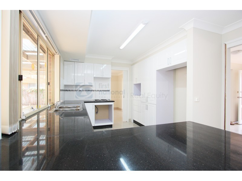 17 Wendlebury Road, Chipping Norton NSW 2170