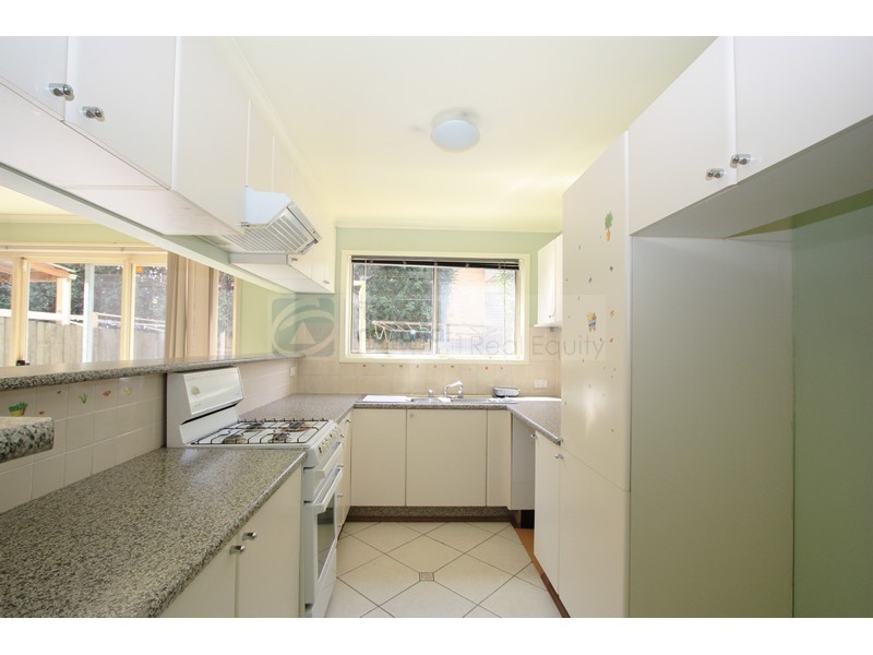 6/6 Ernest Avenue, Chipping Norton NSW 2170