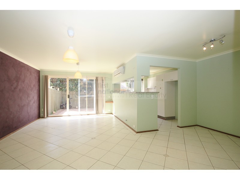 6/6 Ernest Avenue, Chipping Norton NSW 2170