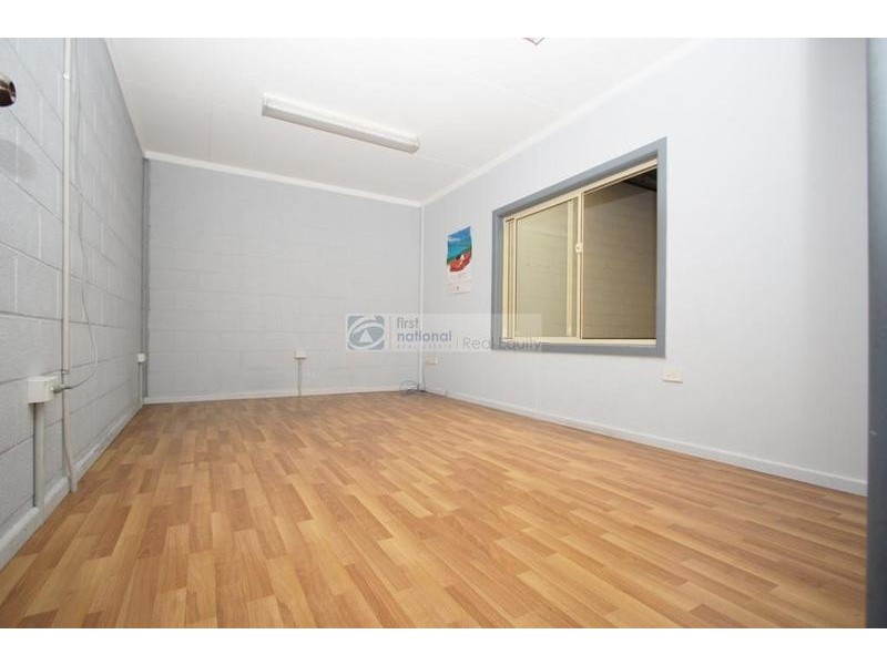 17/6 Barry Road, Chipping Norton NSW 2170