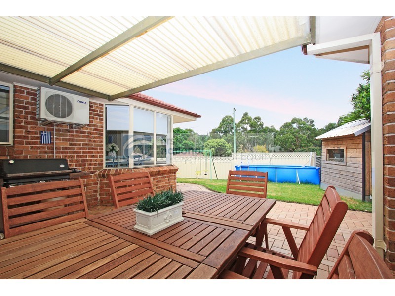 33 Josephine Crescent, Moorebank NSW 2170