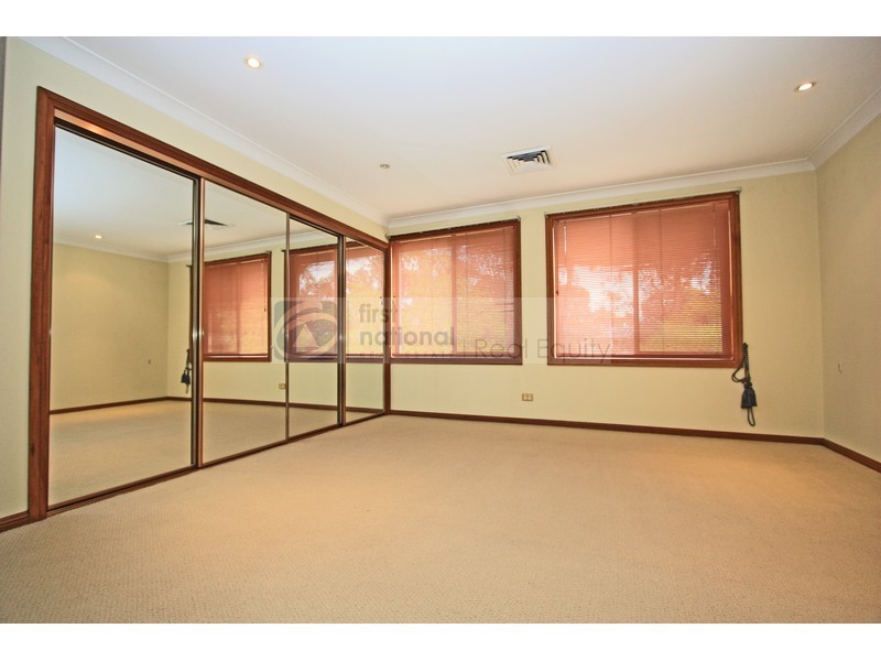 85 Central Avenue, Chipping Norton NSW 2170