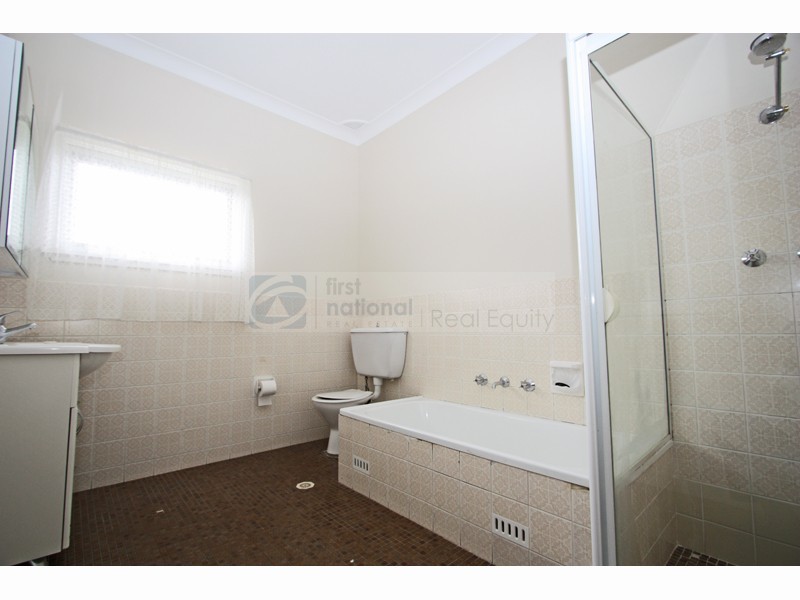 57 Bungarra Crescent, Chipping Norton NSW 2170